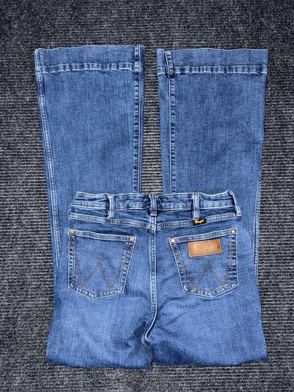 Wrangler Retro High Rise Trouser Jeans Dark Wash Denim Womens Size 28x34 Western